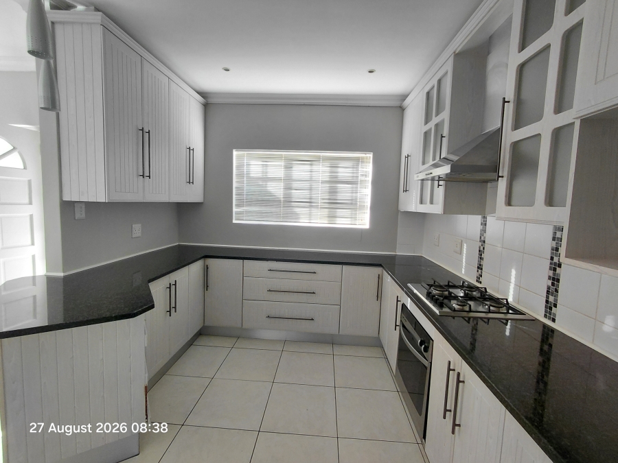 To Let 3 Bedroom Property for Rent in Mount Pleasant Eastern Cape